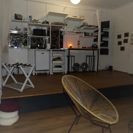 Apartment Japonisant Nizza